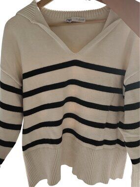ZARA CREAM STRIPED SWEATER WITH COLLAR